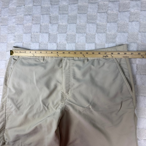 Turtleson Mens Khaki Golf Shorts Size 40 Flat Front Stretch Performance - Picture 3 of 9